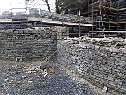 acastle 170180.jpg